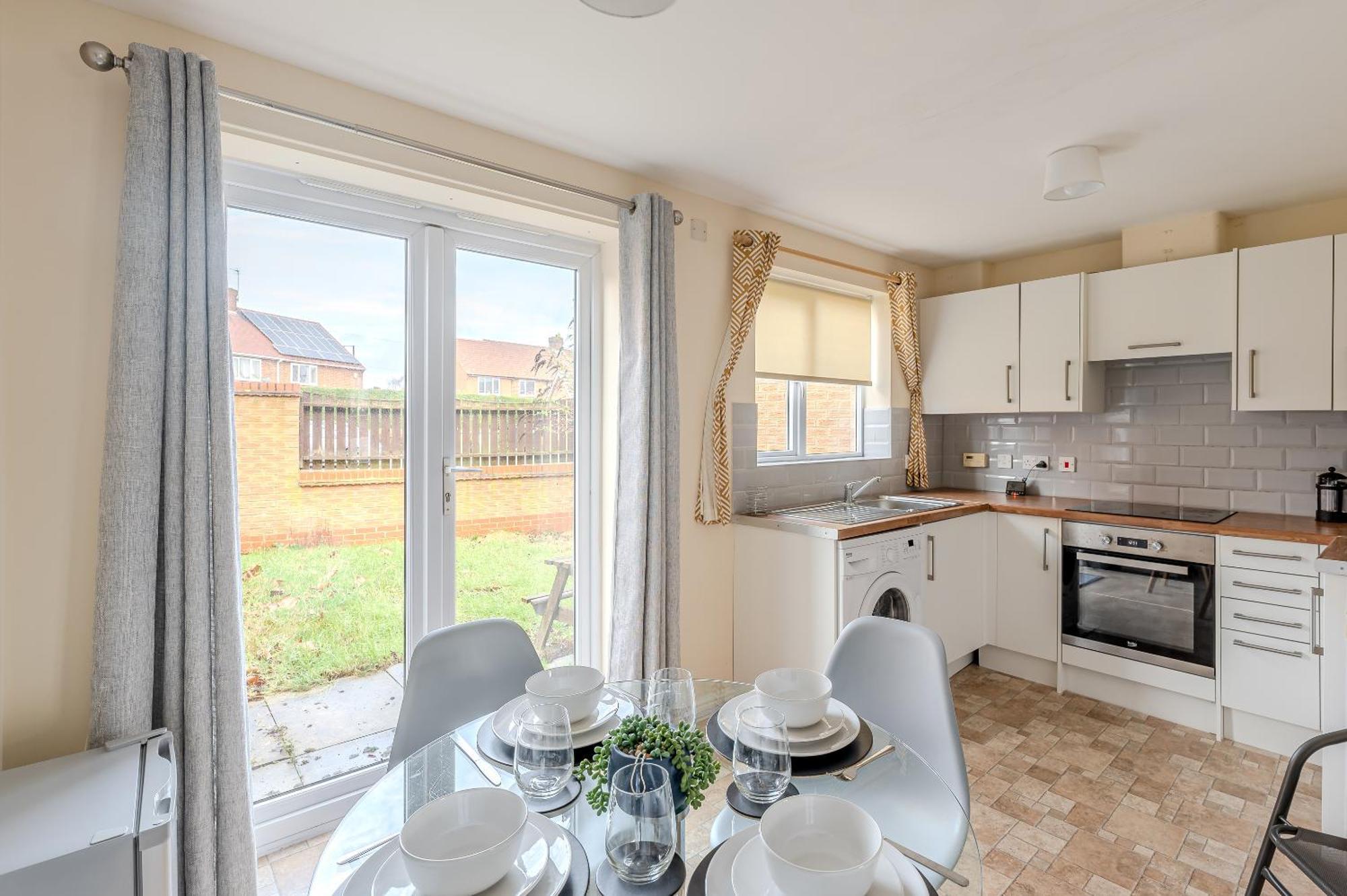 Villa Quiet House, Prkg-3 Cars, Contractors & Families, York Centre 10Mins Esterno foto